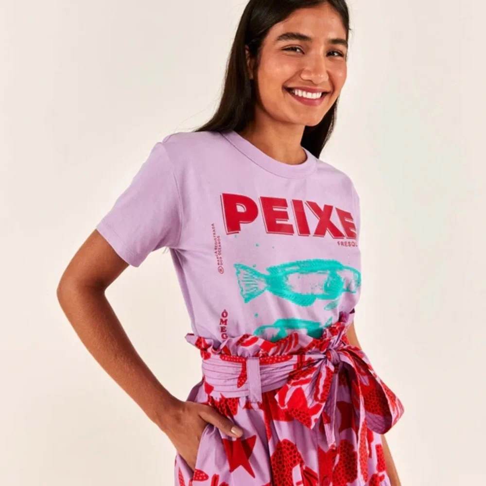 FARM Rio Lilac Peixe Fish Graphic T-Shirt - Picture 4 of 11